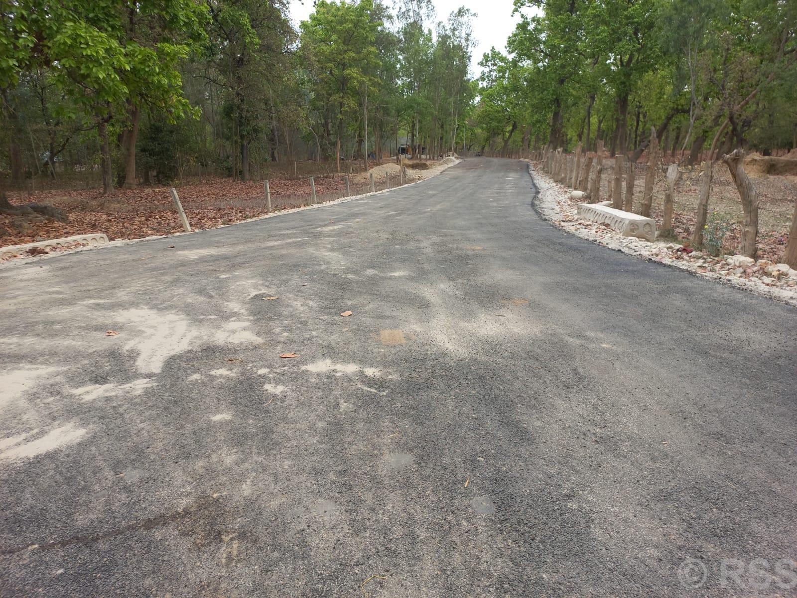 सडक पूर्वाधार विकासले सुगम बन्दैछ दुर्गमको लालझाडी