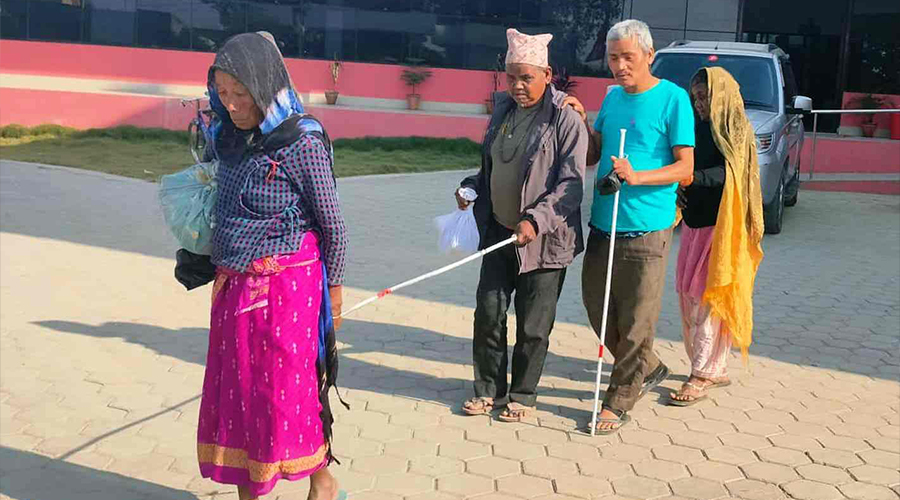 उज्यालोको खोजिमा दृष्टिविहीन कञ्चनपुरका राना दम्पती