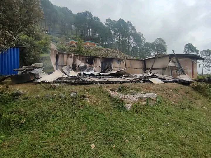 डडेल्धुरामा वडा कार्यालयमा आगजनी