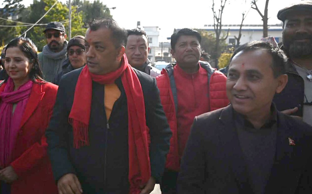 गगन थापाको कांग्रेसमा सुदूरपश्चिमका ११ जना