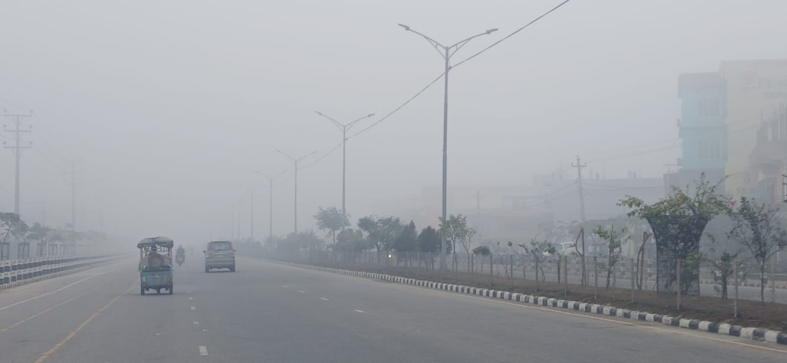 बाक्लो हुस्सु र शीतलहरले कैलालीमा बढ्यो चिसो