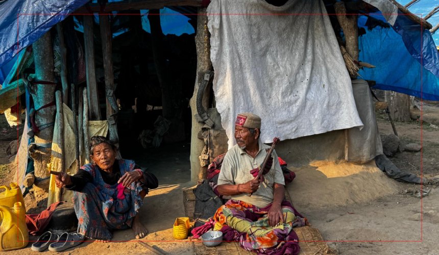 वर्षौँदेखि पालमुनि छन् घरबारविहीन परिवार