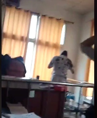आलमलाई सफाइ दिने न्यायाधीशमाथि कालोमोसो