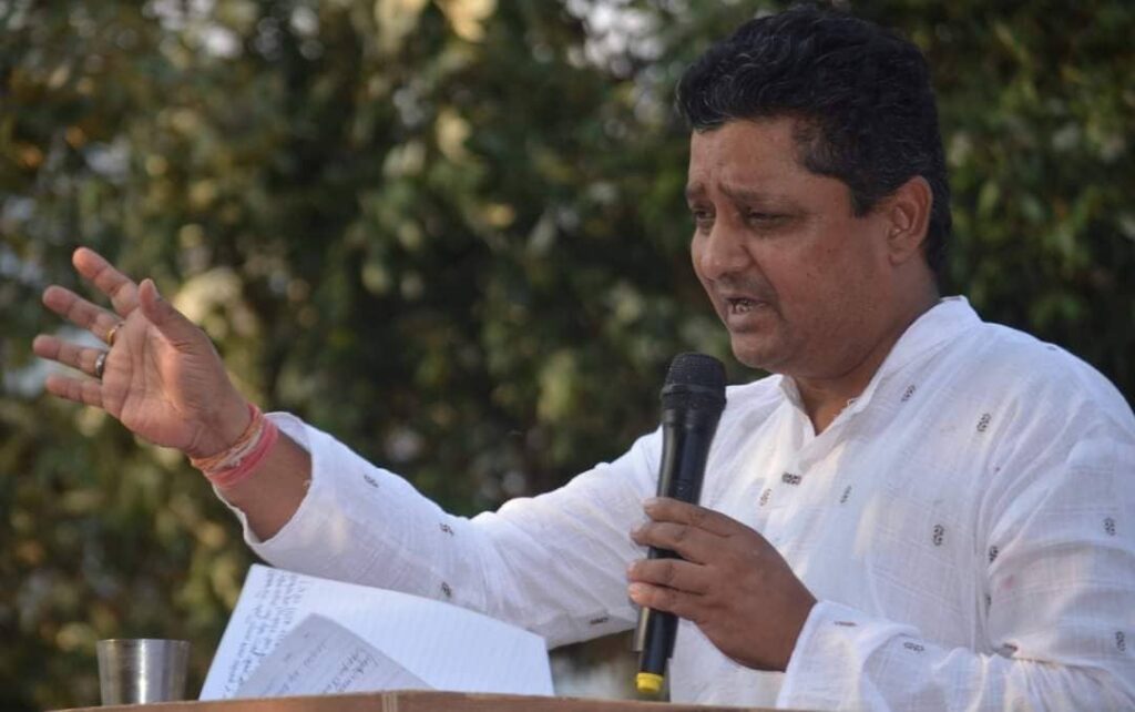 manu-shah-1-1024x642.jpg