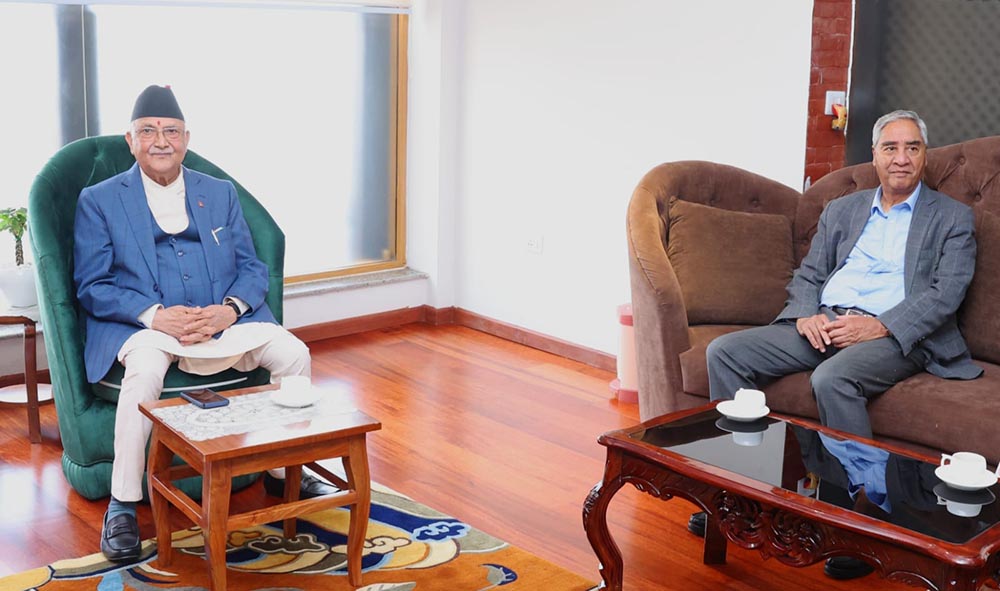 pm-kp-oli-meeting-sher-badhur-deuba.jpg