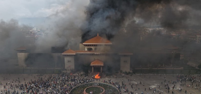 कञ्चनपुरका दुई युवकमाथि संसद् भवन आगजनी गरेको आरोप, प्रहरी नियन्त्रणमा