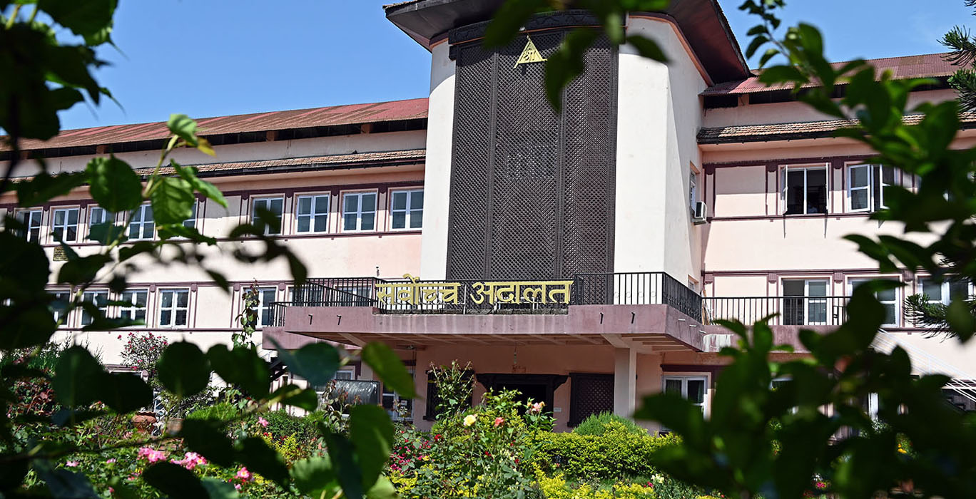 सर्वोच्च अदालतमा तीन न्यायाधीश सिफारिस