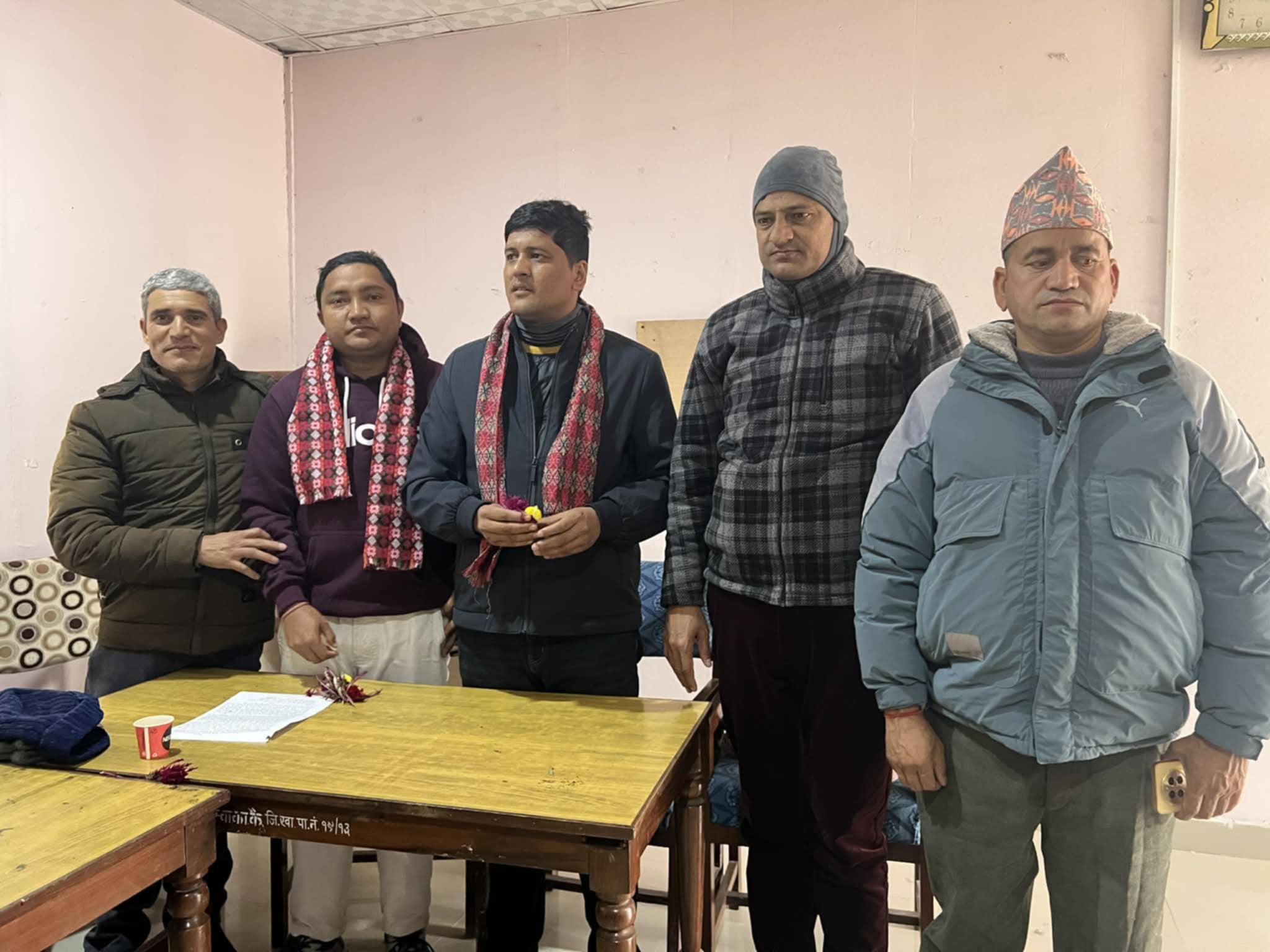 एमाले निकट कर्मचारी संगठनका कैलाली जिल्ला सचिव सहित तीन जनाको राजीनामा