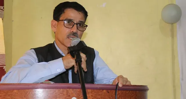 सुदूरपश्चिमका संस्थापक मुख्यमन्त्री भट्टले डोटीबाट दिए उम्मेदवारी